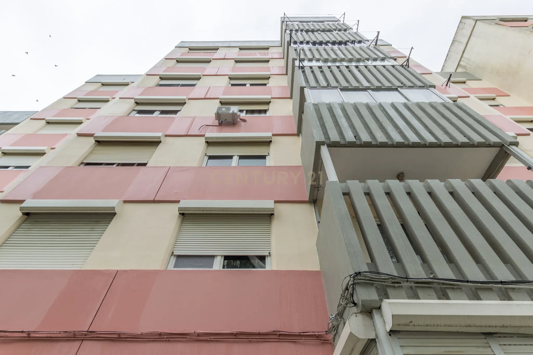 Apartamento T1 em Cidade Sol, Santo António Charneca - Image 14