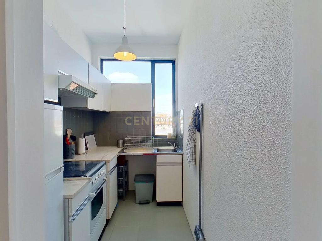 Apartamento T1 para arrendamento, mobilado e equipado, Porto - Image 13