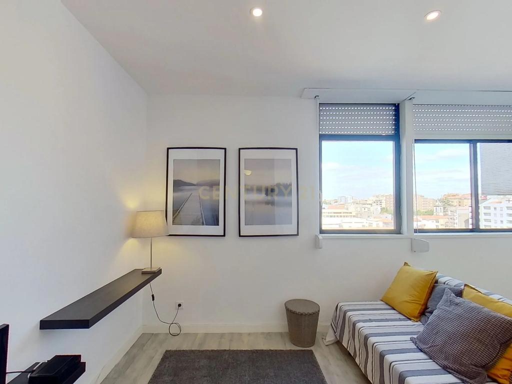 Apartamento T1 para arrendamento, mobilado e equipado, Porto - Image 6