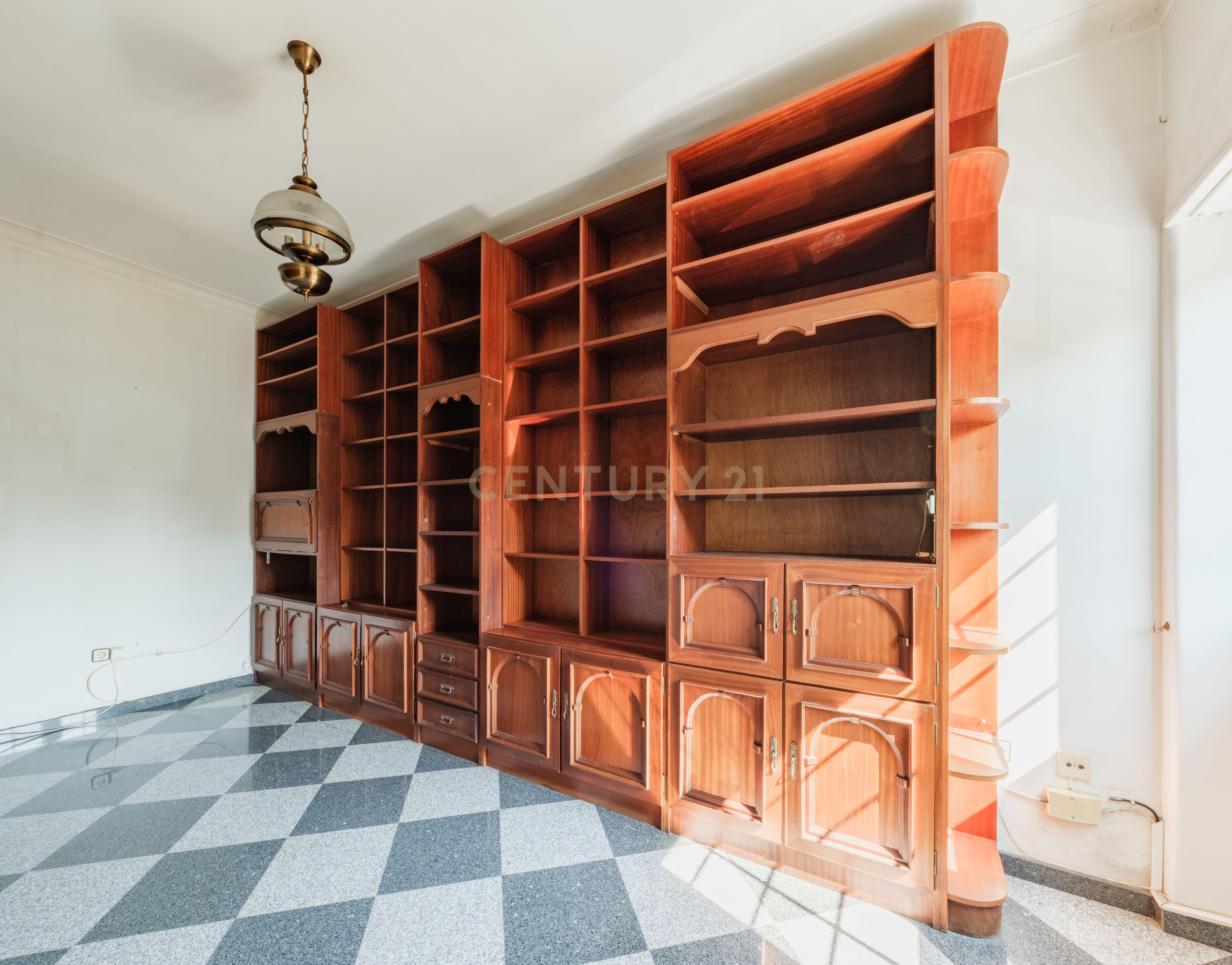 Fotografia 7 de Apartamento T3  92 m² | Arrecadação - Queluz