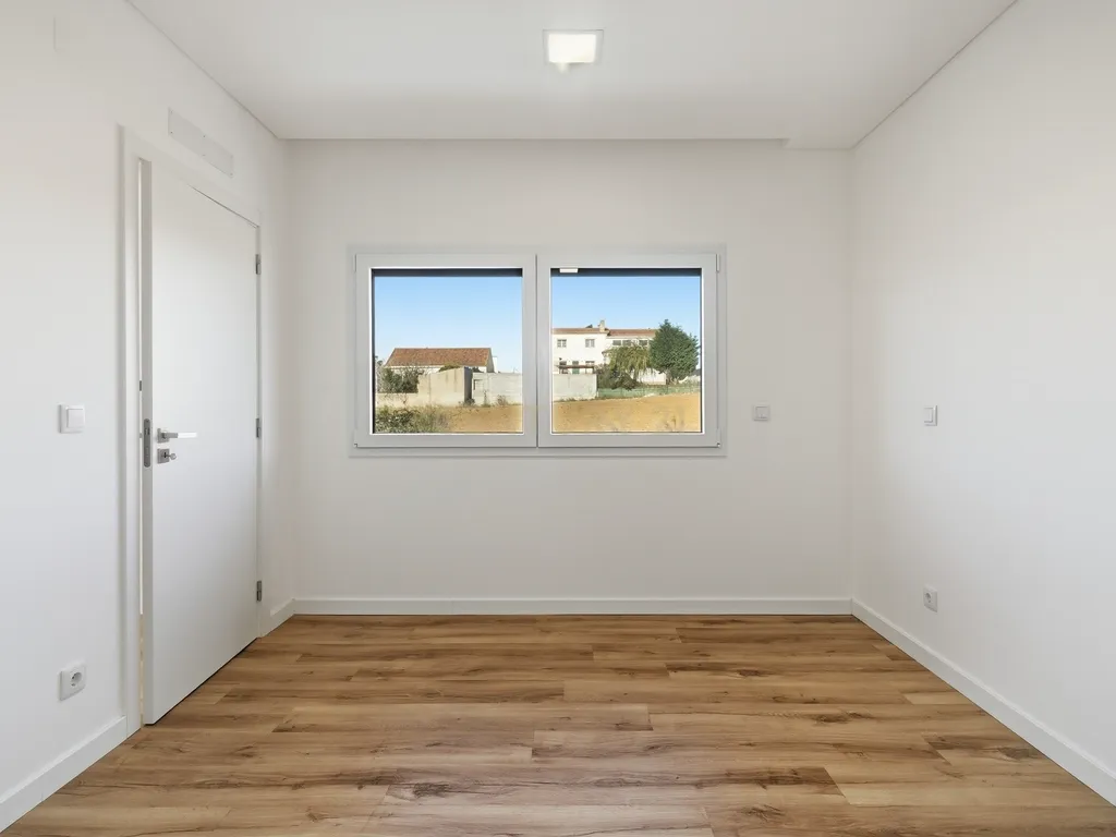 Moradia Nova T4 na Lourinhã - Image 12