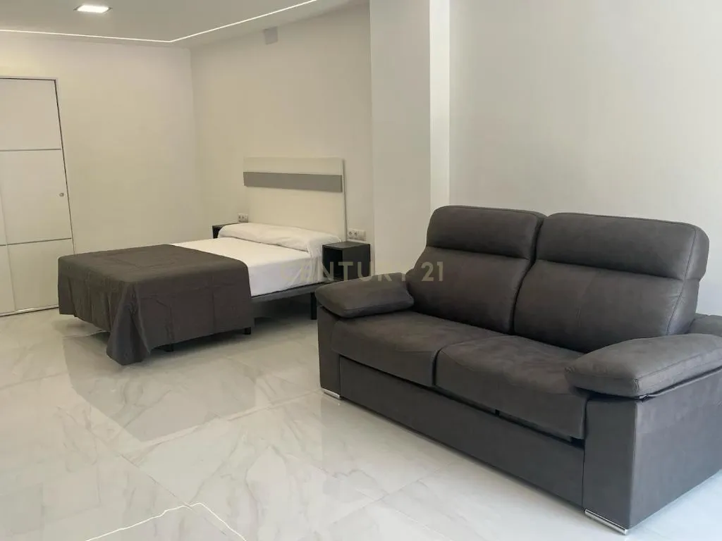 HOTAL À VENDA EM TORREBLANCA – FUENGIROLA - Image 6