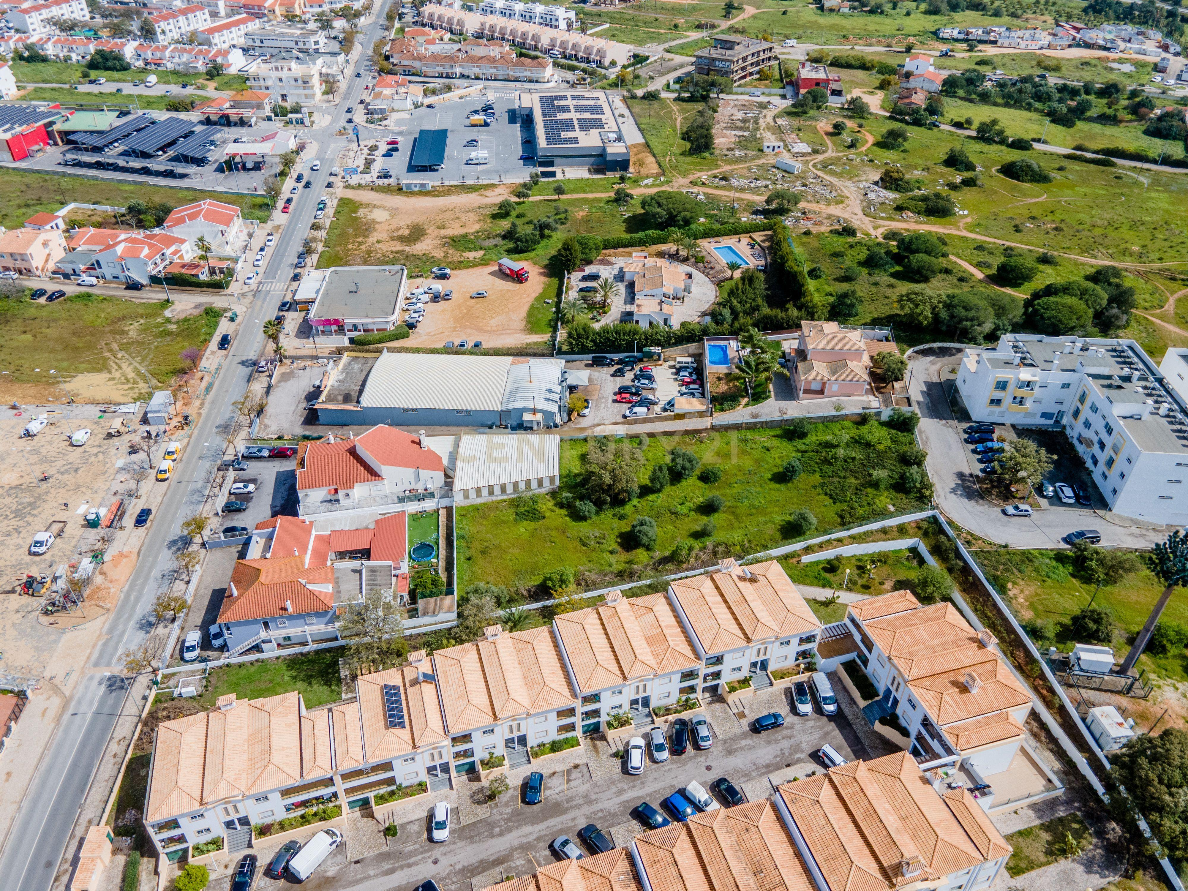 2 Lotes para Construção de Moradias T3 com Garagem e Piscina – Lagoas, Ferreiras, Albufeira - Image 6