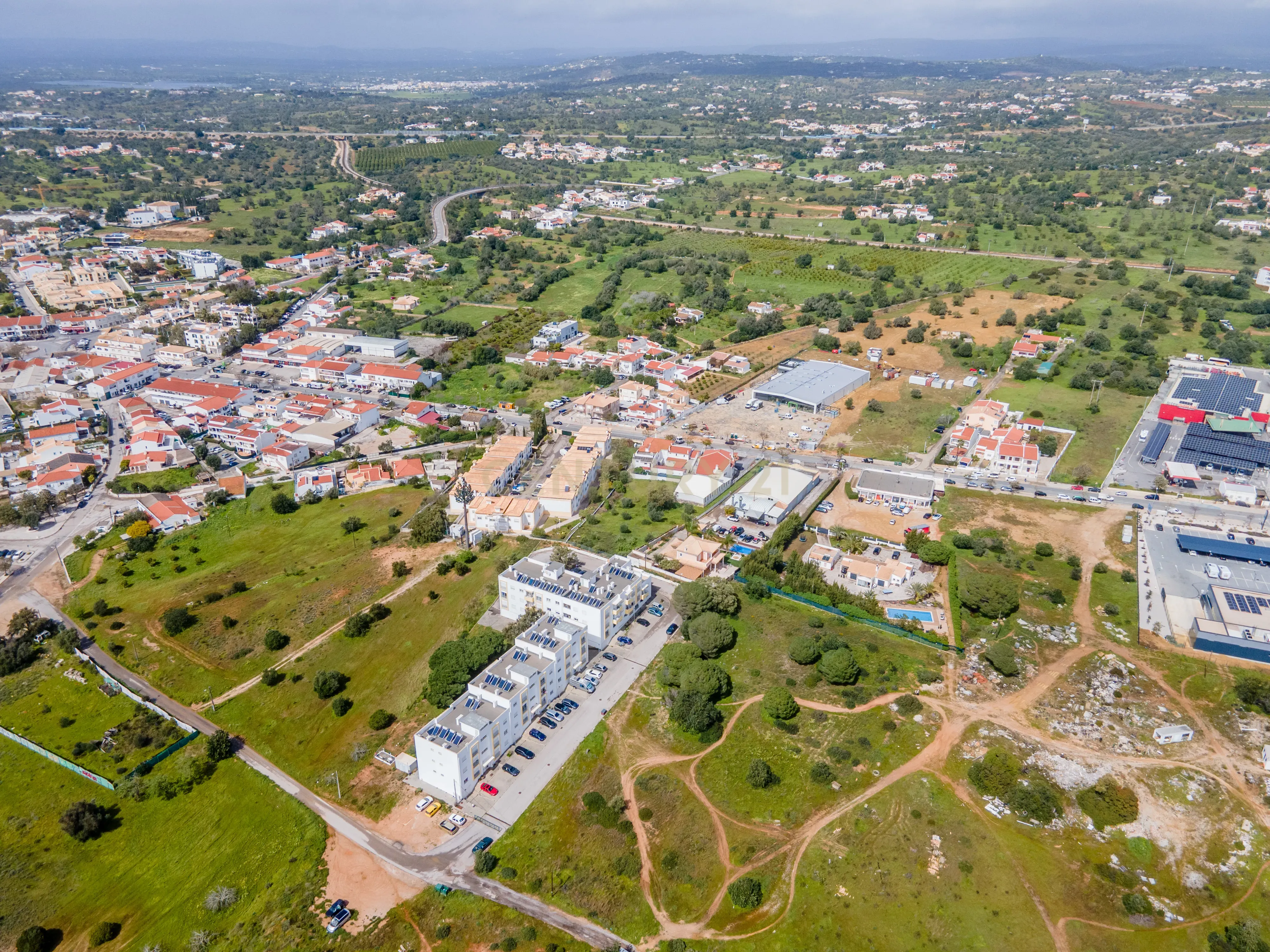 2 Lotes para Construção de Moradias T3 com Garagem e Piscina – Lagoas, Ferreiras, Albufeira - Image 10