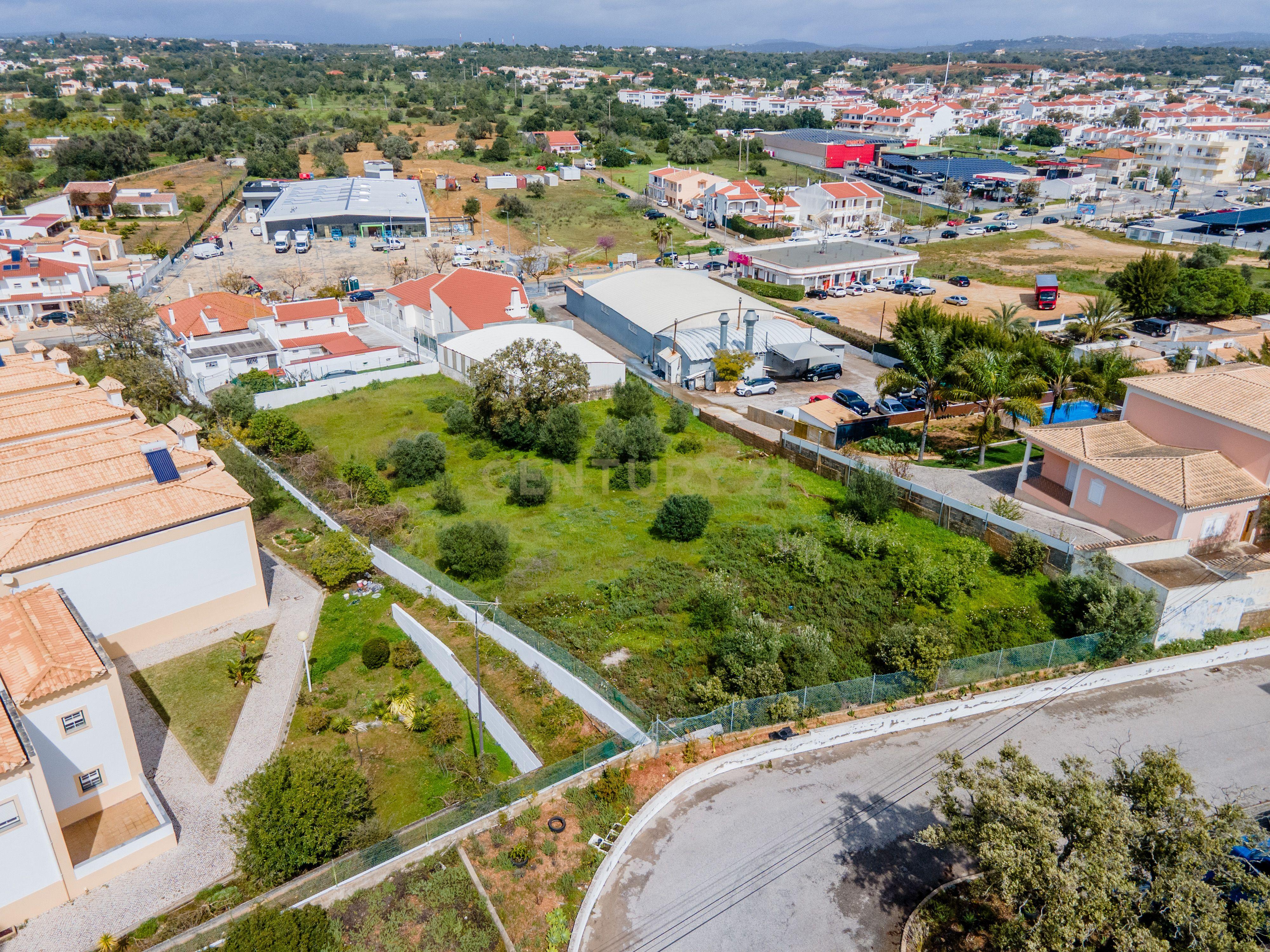 2 Lotes para Construção de Moradias T3 com Garagem e Piscina – Lagoas, Ferreiras, Albufeira - Image 5