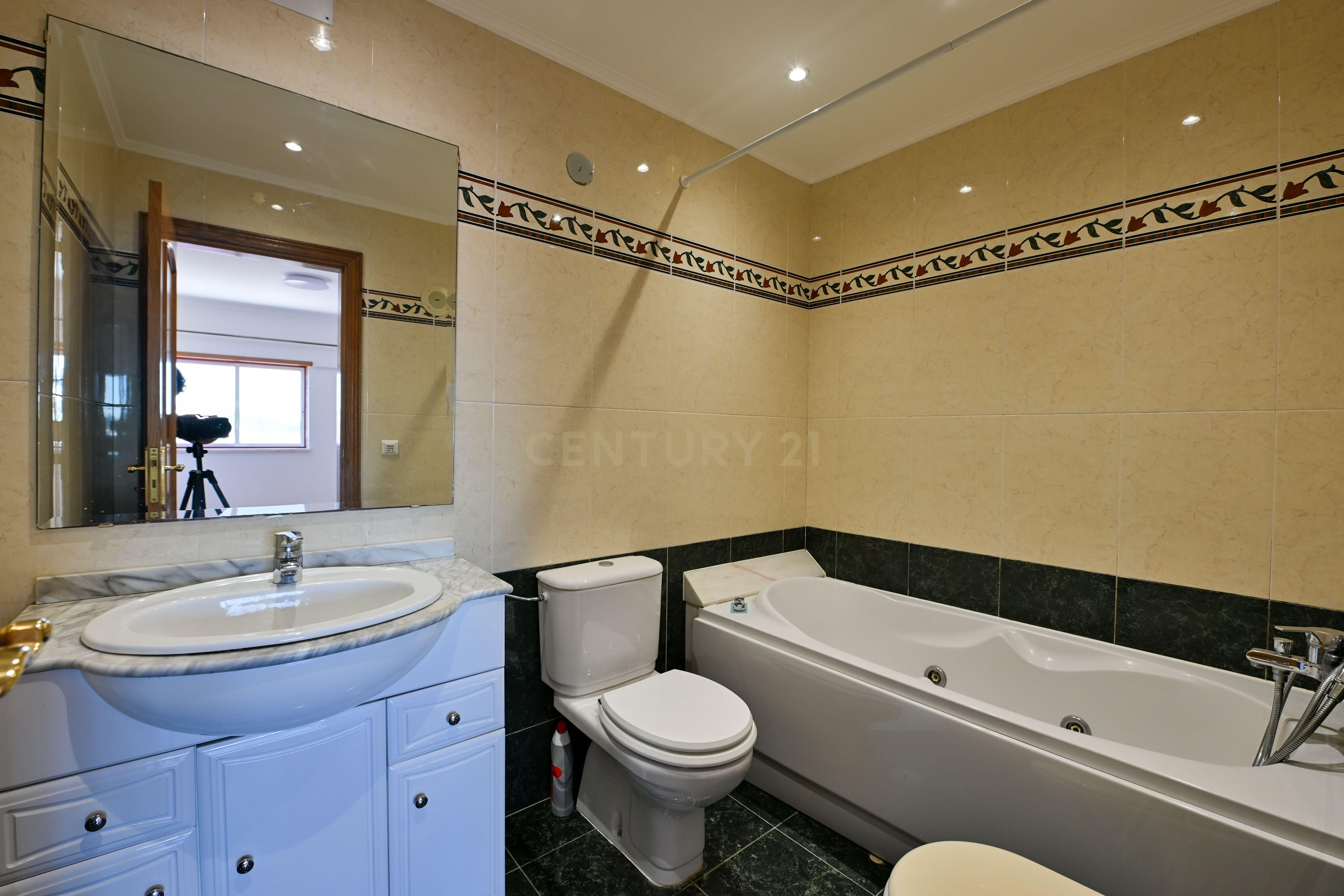 Apartamento T2 à venda em Carnide, Lisboa — foto 12