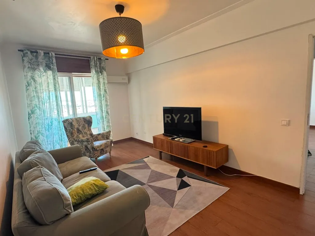Apartamento T4 para Arrendamento | Mina de Água – Amadora - Image 6