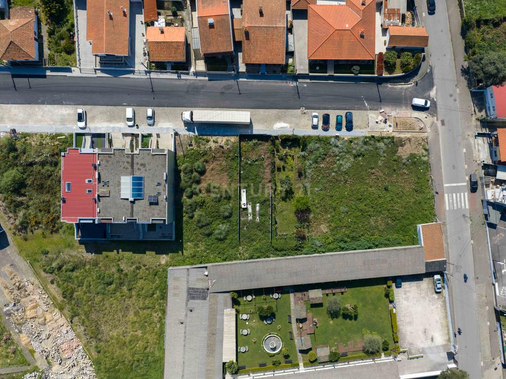 Terreno urbano | Construção habitação geminada em banda - Image 6