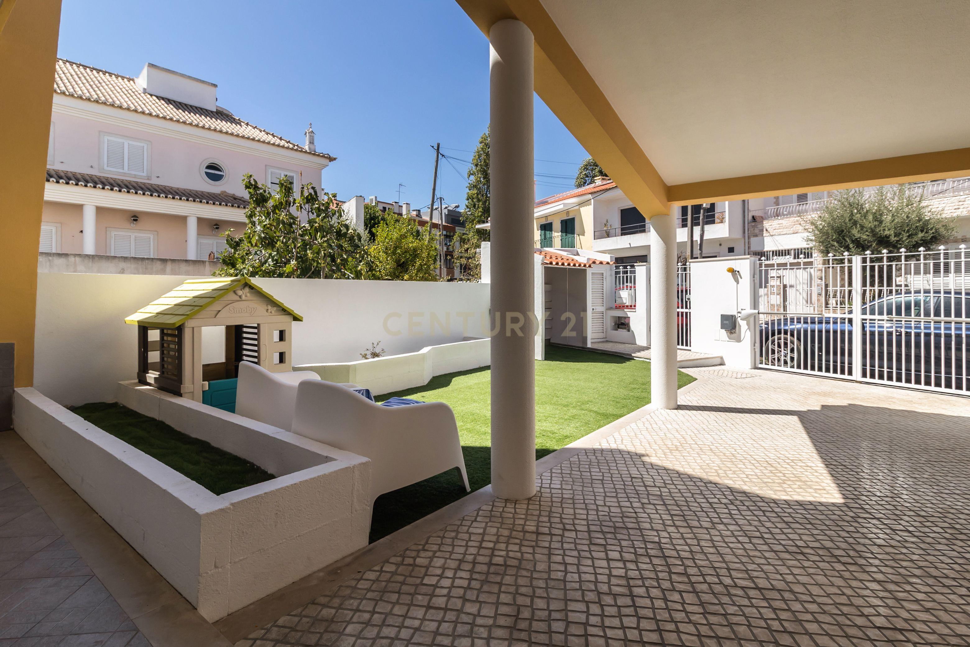 Fotografia 3 de Moradia T3 com Piscina e Excelentes Áreas nos Foros de Amora