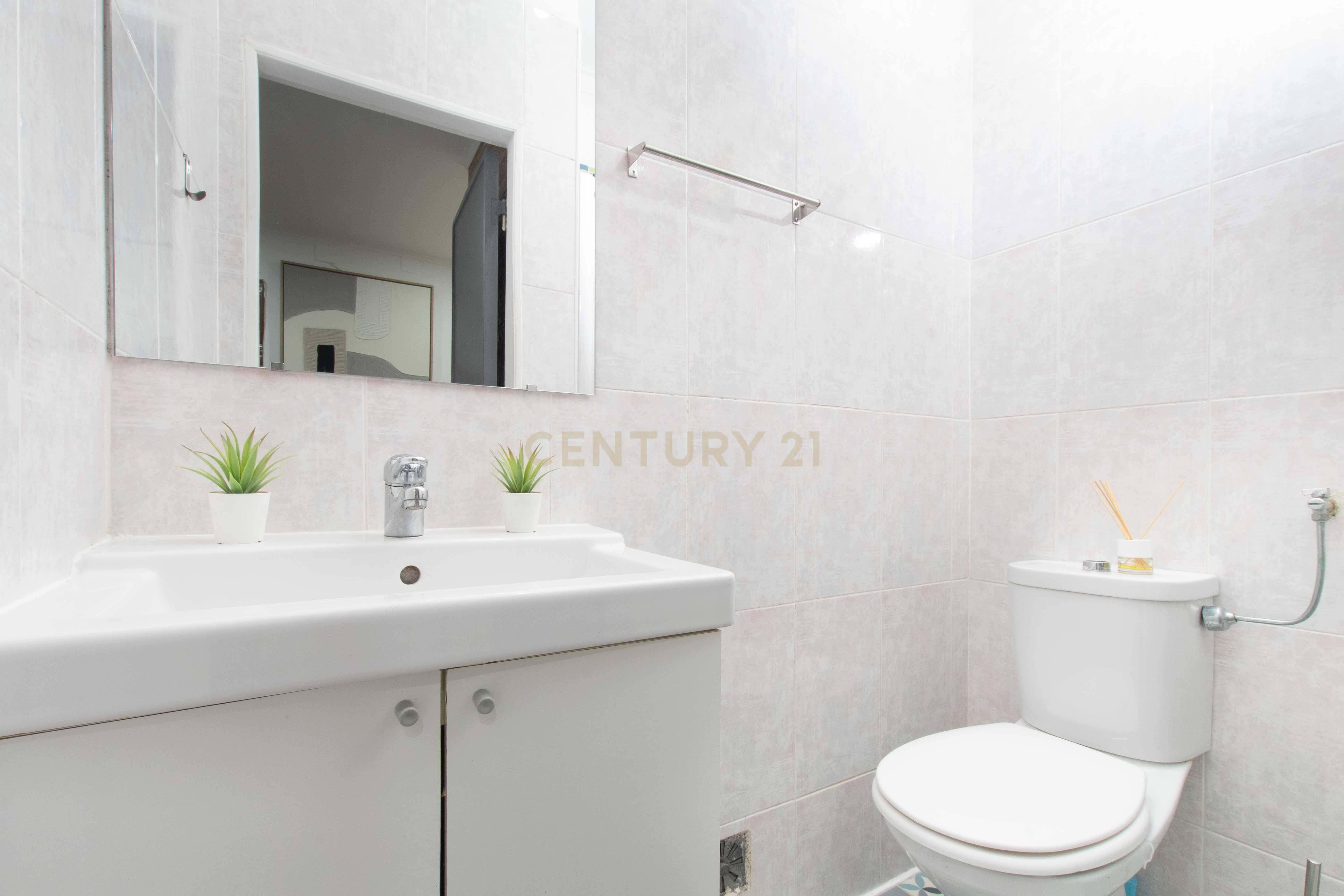 Fotografia 4 de Apartamento T3 Espaçoso | Forte da Casa | Excelente Localização