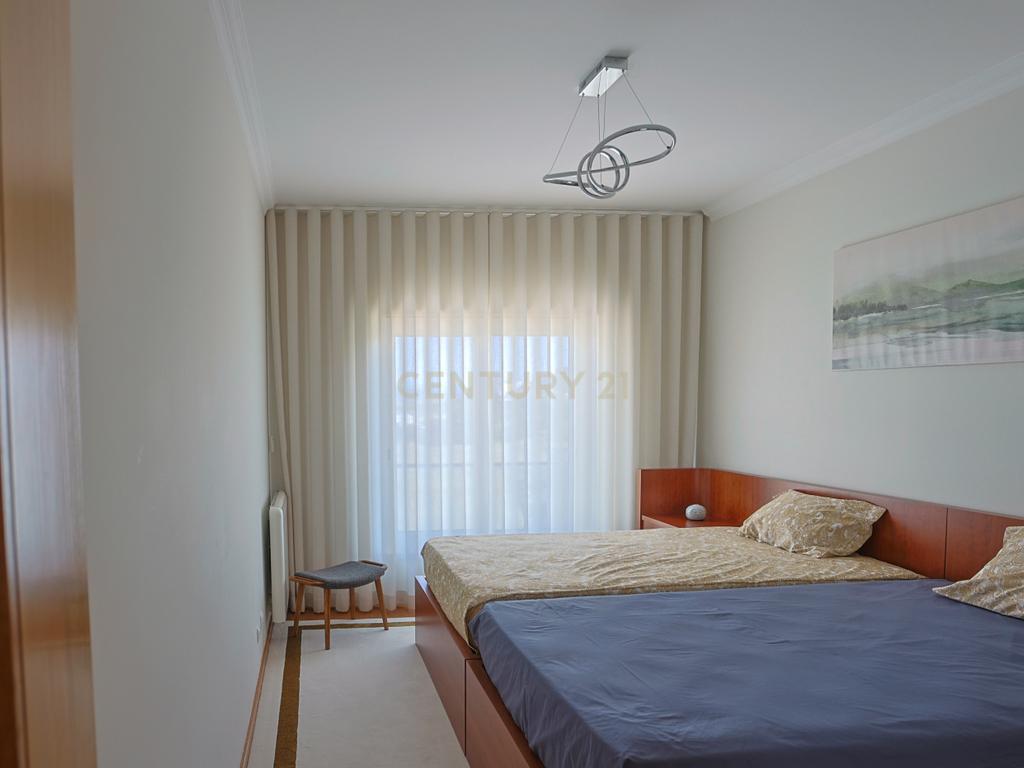 T3 com 160 m², Box para 2 carros e Arrecadação – Lumiar / Ameixoeira - Image 13