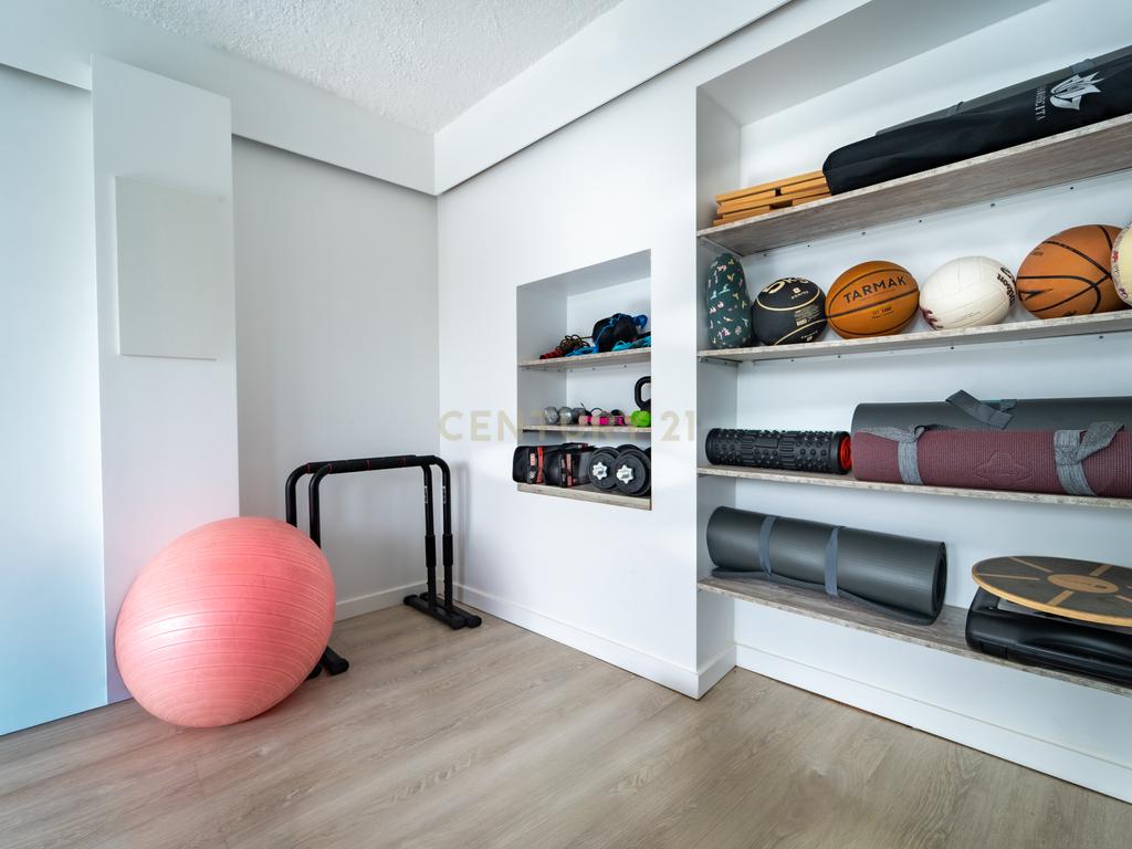 Propriedade com três habitações, piscina aquecida e sauna, num terreno de 10.000 m² - Image 103