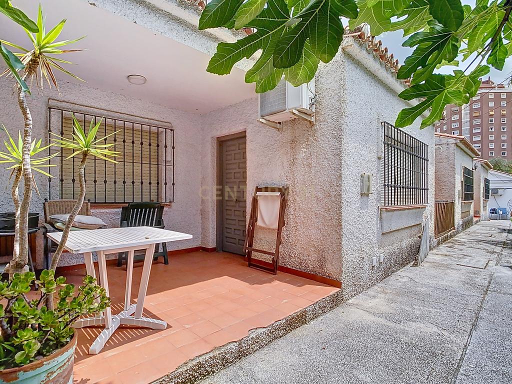 À Venda! Terreno Urbanizável com Edificações em El Limonar, Málaga - Image 38