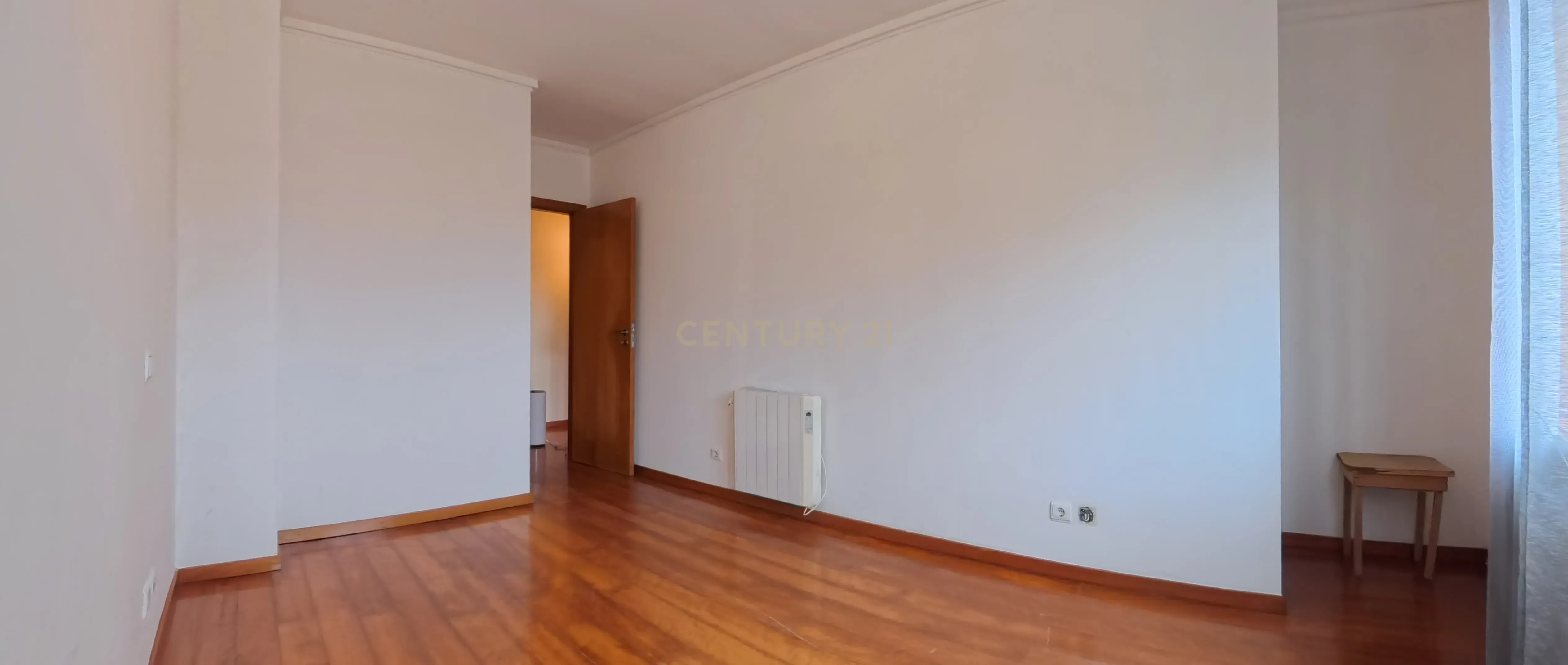Fotografia 12 de Apartamento T2 com Piscina,  junto ao Hospital da Luz