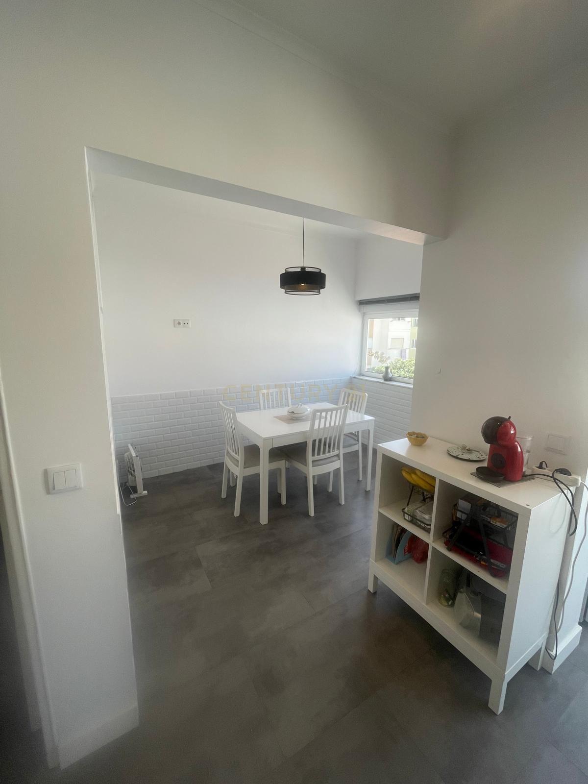 Fotografia 4 de Apartamento T2 com possibilidade de utilização como T3 | Excelente localização no Barreiro