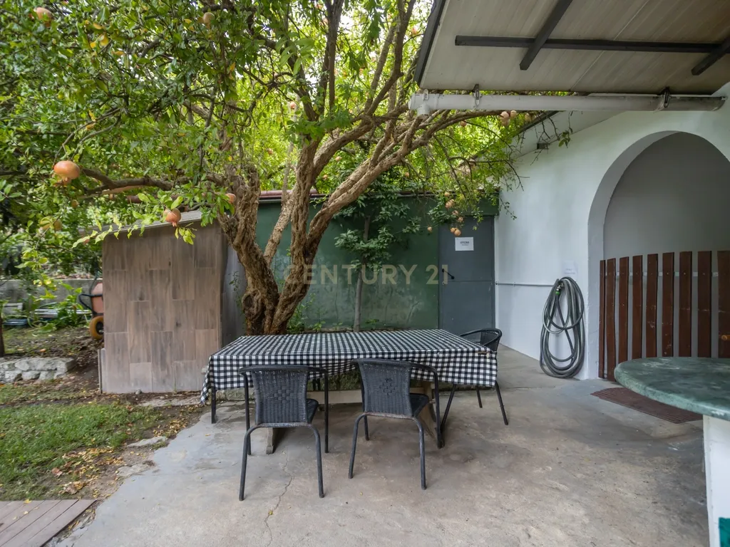 Fantástica Moradia Versátil com Piscina e Jardim, junto a serra da Arrábida – Setúbal - Image 81