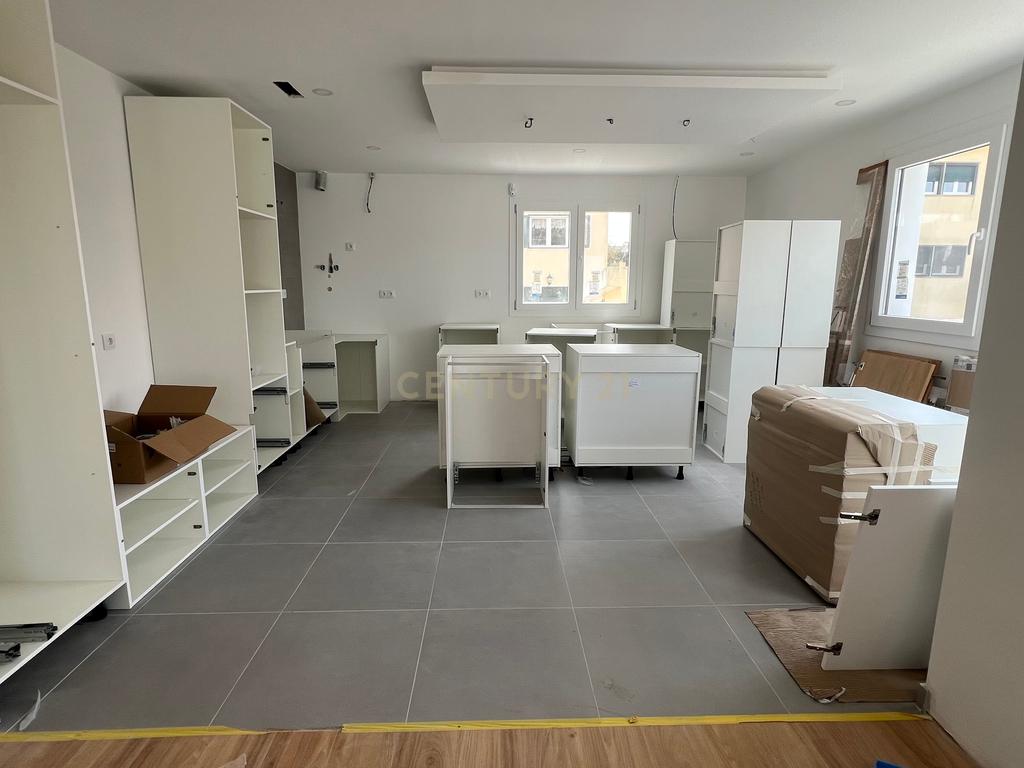 Moradia moderna T4 em construção na Rinchoa - Image 11