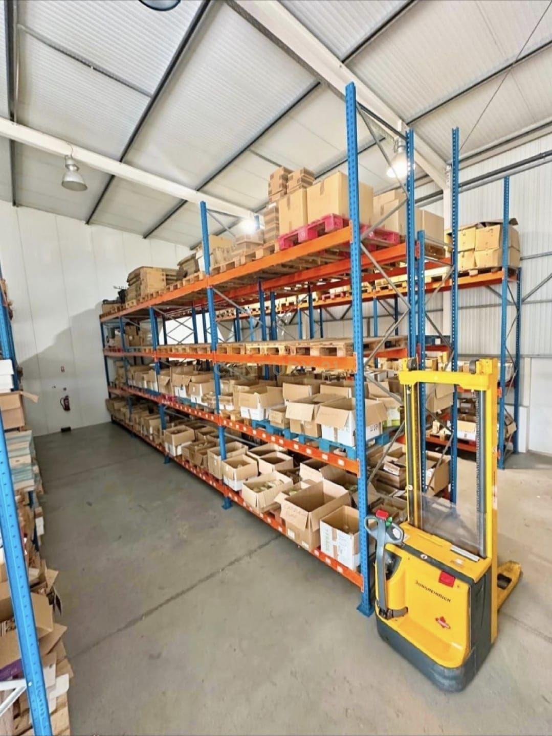 Armazém Industrial na praceta Emídio Santana, 11 Casal do Marco, valor negociável com ou sem o recheio do imóvel - Image 19