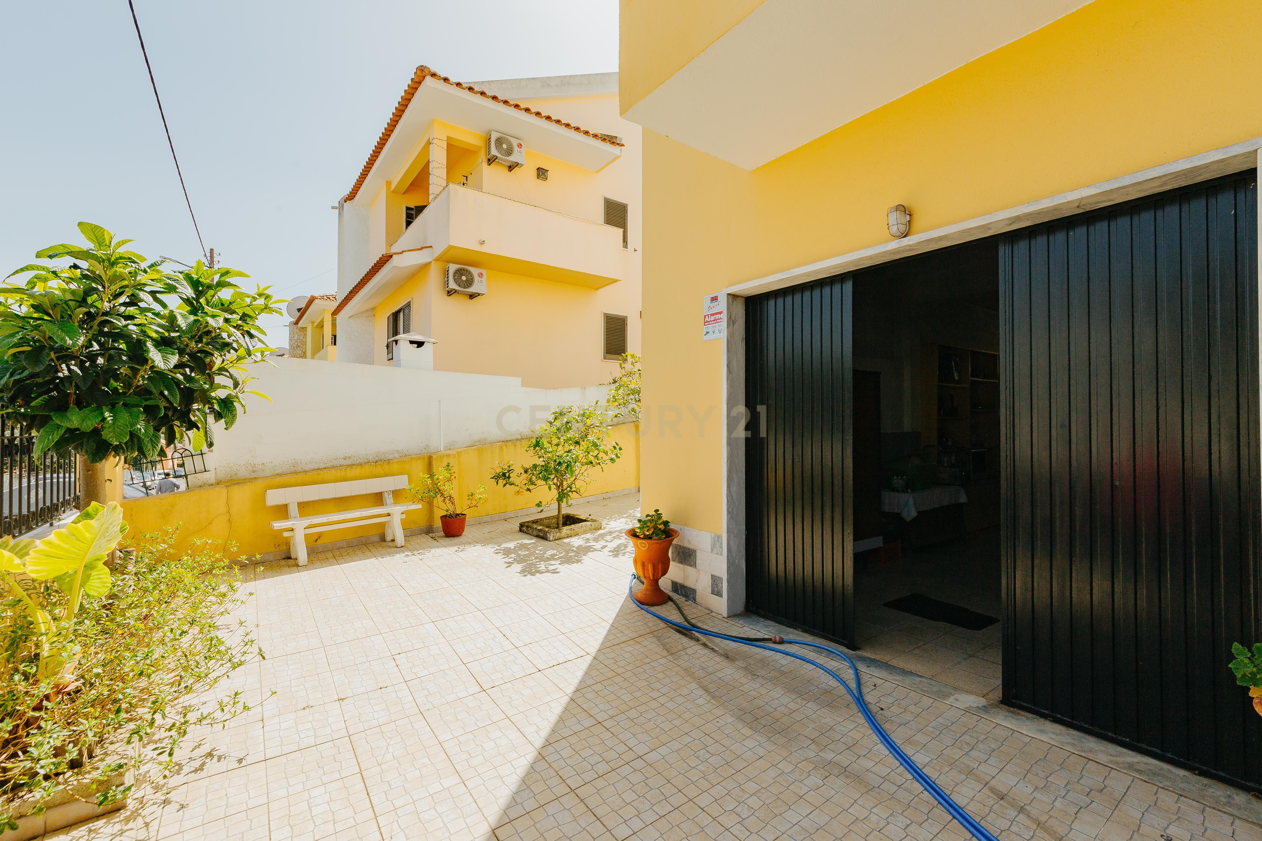 🏡 Moradia T3 Bi-Familiar à Venda em Loures — Quinta Nova de São Roque - Image 54