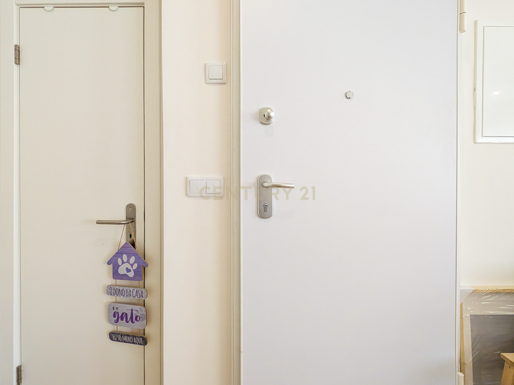 Apartamento de 3+1 assoalhadas totalmente renovado. - 2 Varandas - Image 38