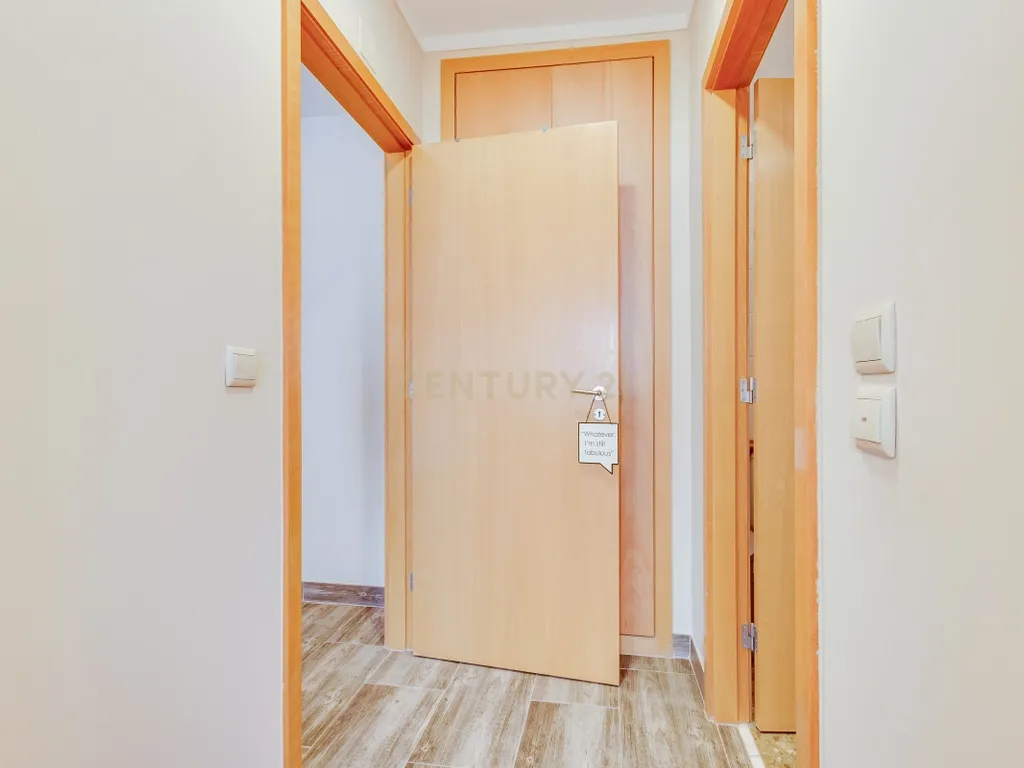 T1 Muito Espaçoso na Alta de Lisboa com Garagem e Arrecadação - Image 12