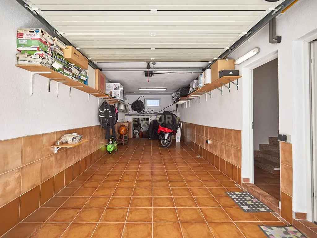 Apartamento T3 em Localização Privilegiada em Lisboa - Image 36