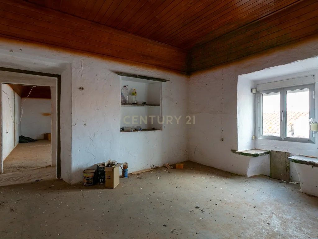 Oportunidade Única de Investimento em Mourão – Alentejo, Portugal - Image 17