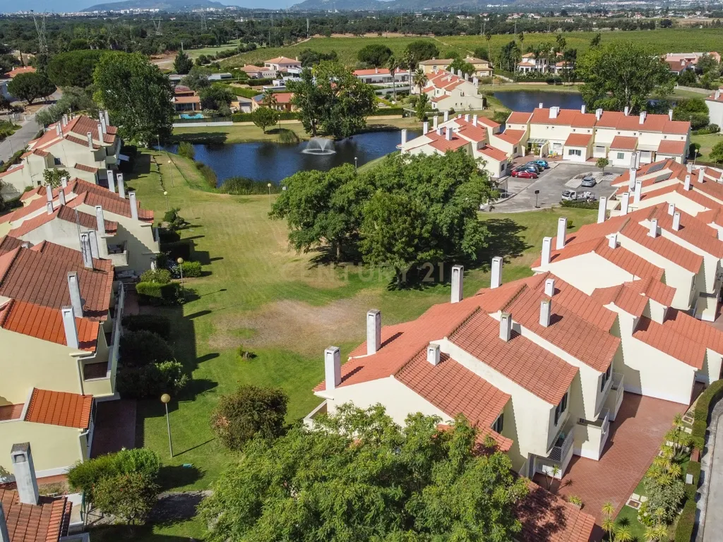 Moradia T3 no Condomínio Varandas do Golfe do Montado – Segurança, Conforto e Estilo de Vida Exclusivo - Image 89