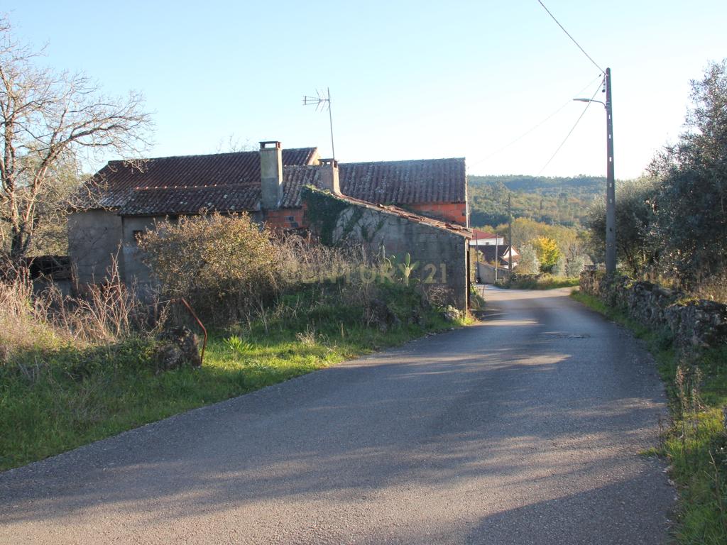 Terreno para construção de moradia - Image 2