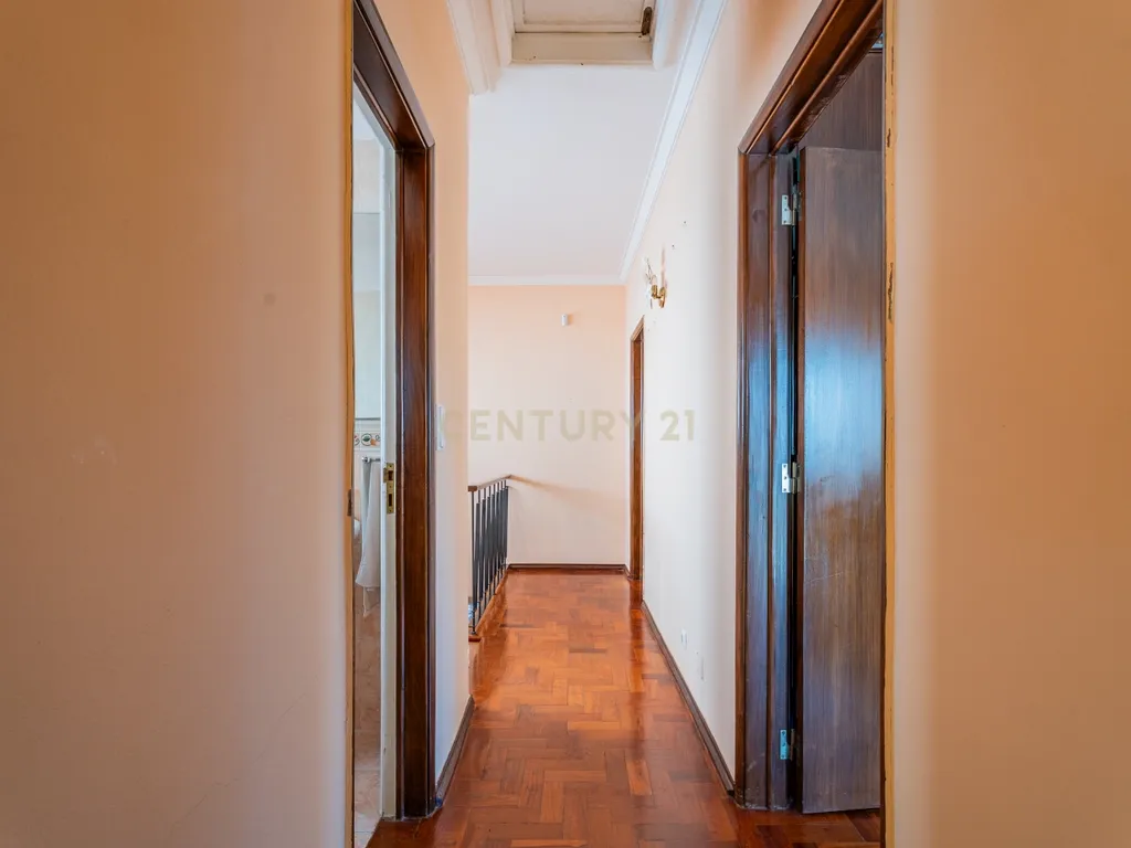 Moradia T4 com jardim no Bairro do Rosário, Cascais - Image 38