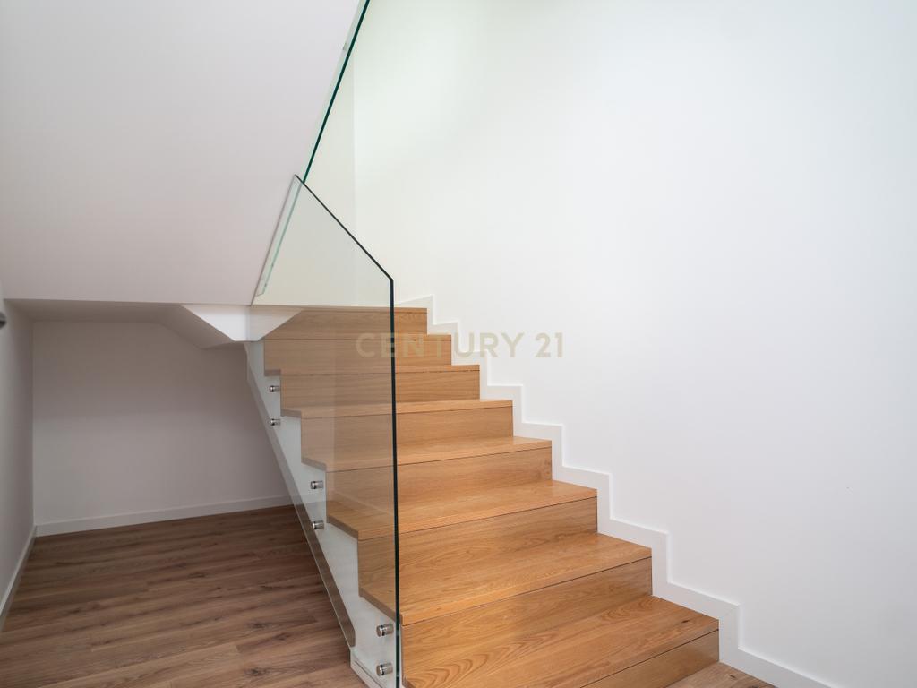 Moradia T4 – Empreendimento Sky City -  Serra de Carnaxide - Image 40
