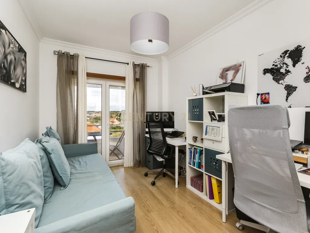 Apartamento T3 no Montijo com garagem, arrecadação e varandas - Image 15