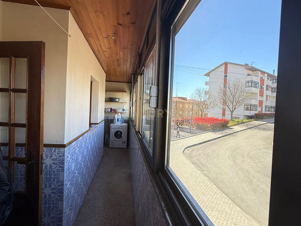 Apartamento T3 no #CENTRO de Bragança - Perto do IPB!!! - Image 3