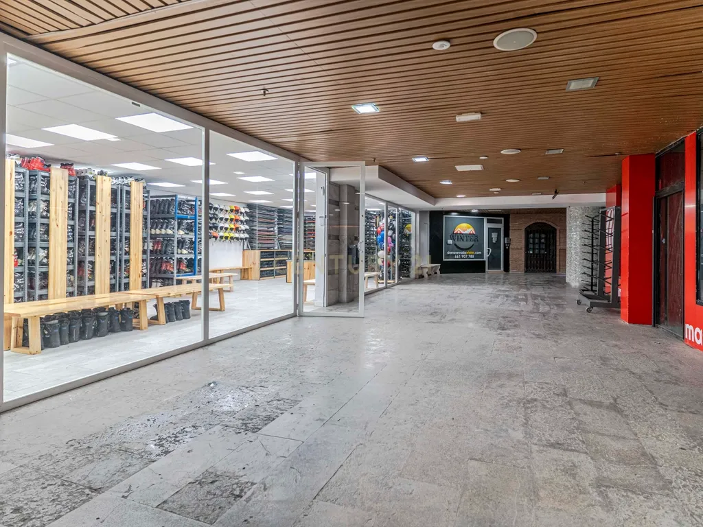 Loja Comercial em Monachil, Granada - Oportunidade Única - Image 91