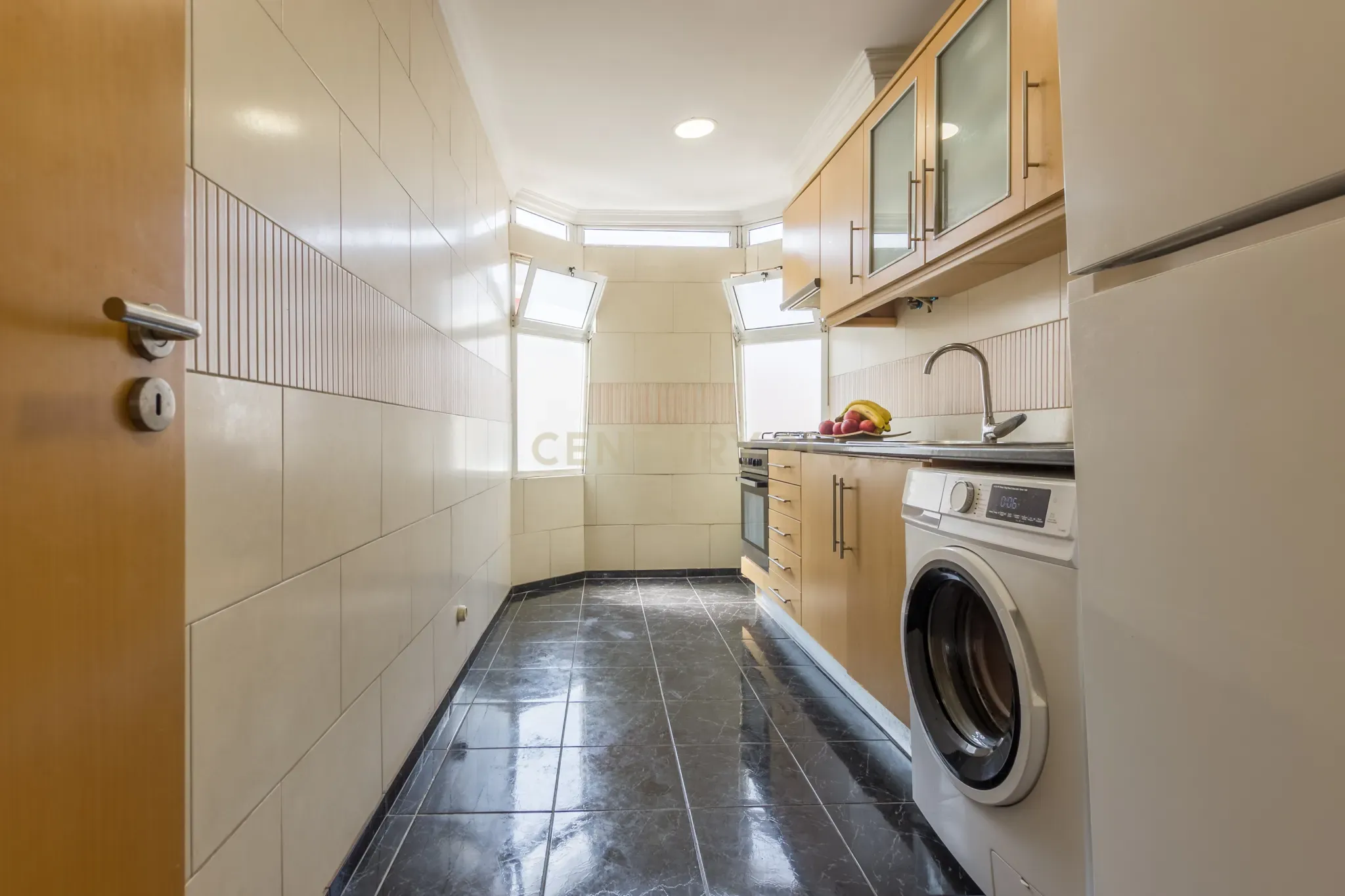 Apartamento T3 Av. Bocage no Barreiro - Image 7