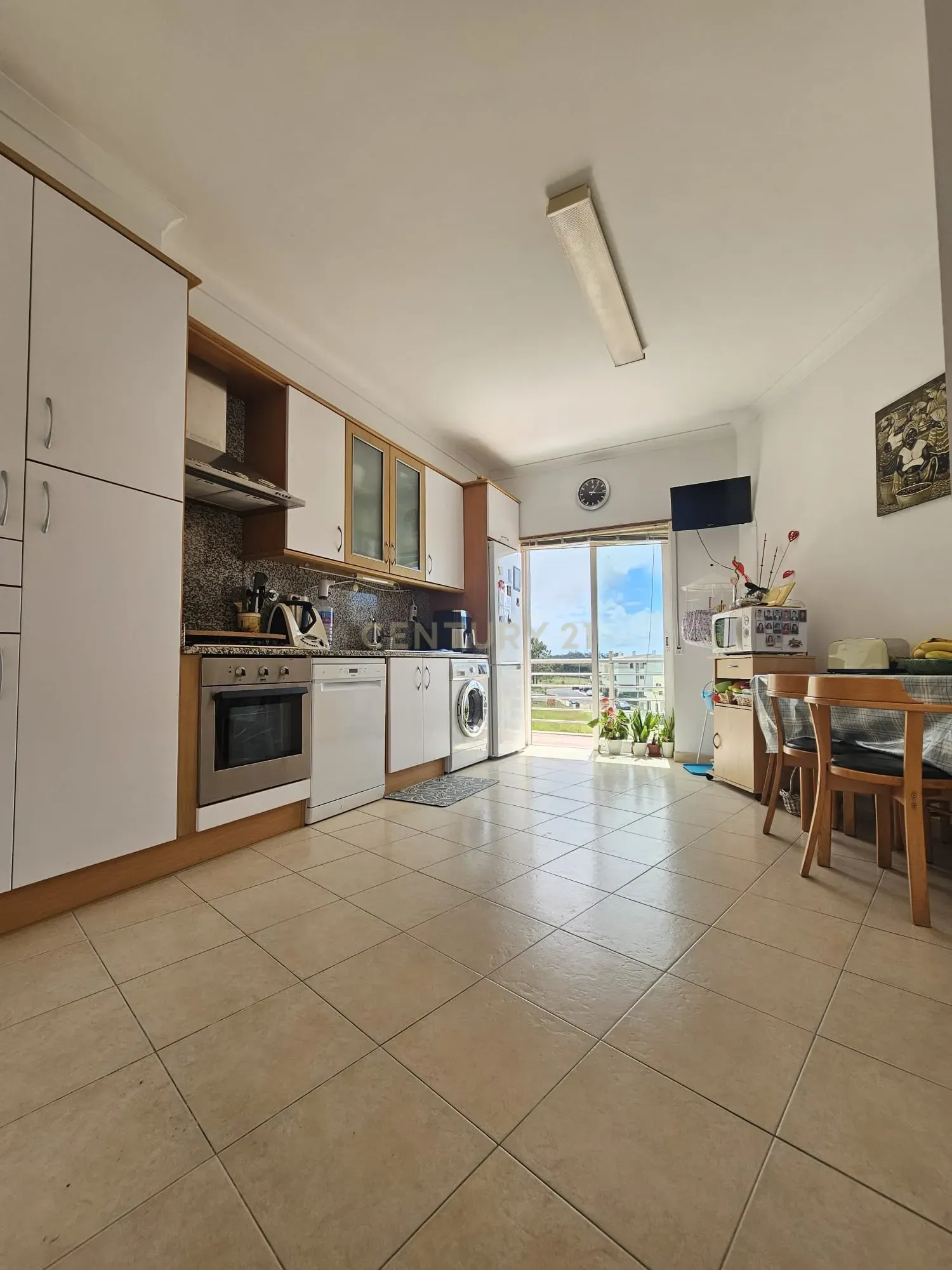 Fotografia 10 de Apartamento T3 com Vista para a Cidade em Ericeira, Mafra