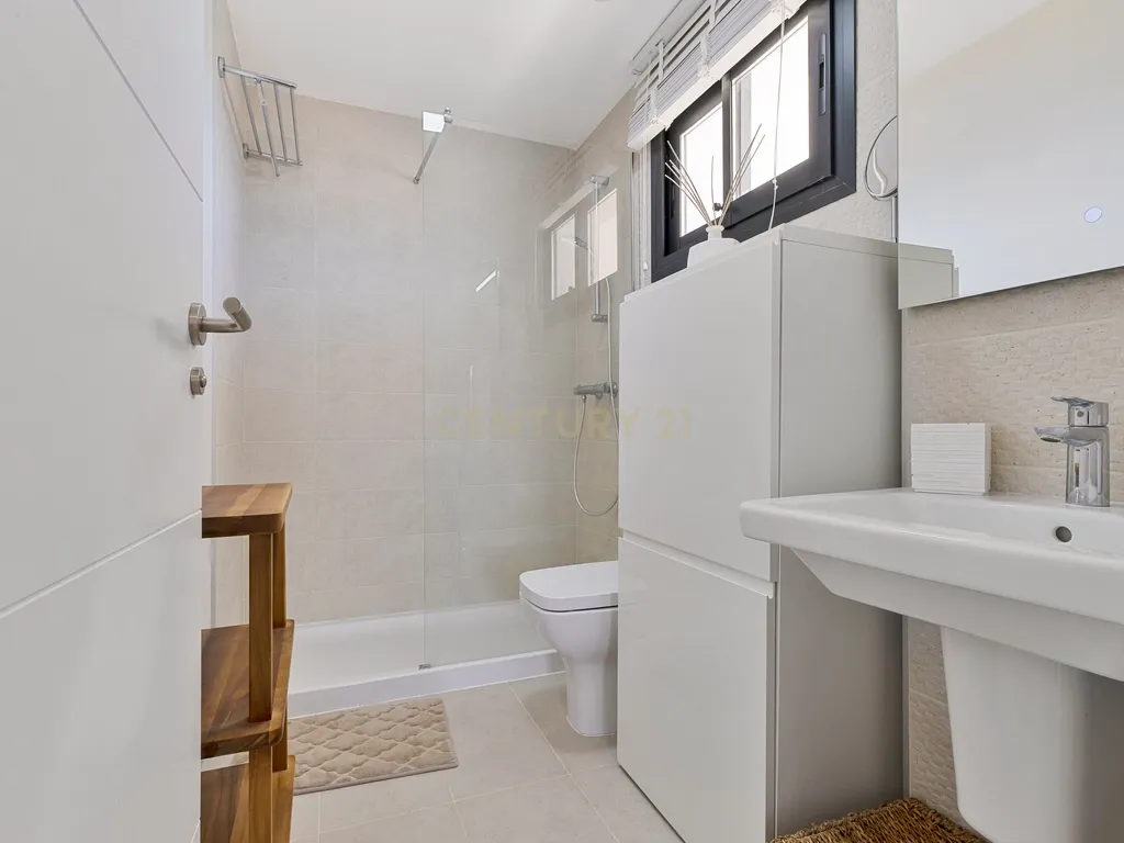 Apartamento com vista para o mar e Gibraltar - New Golden Mile, Estepona - Image 11
