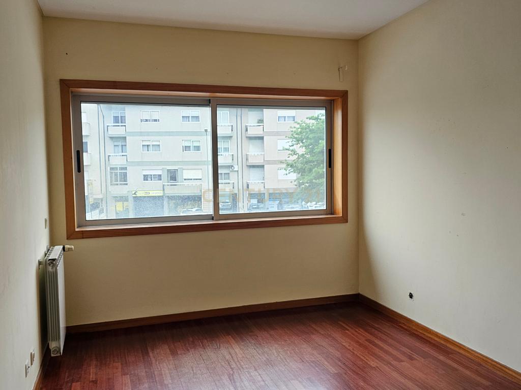 Apartamento T4 Leça do Balio, Matosinhos - Image 14