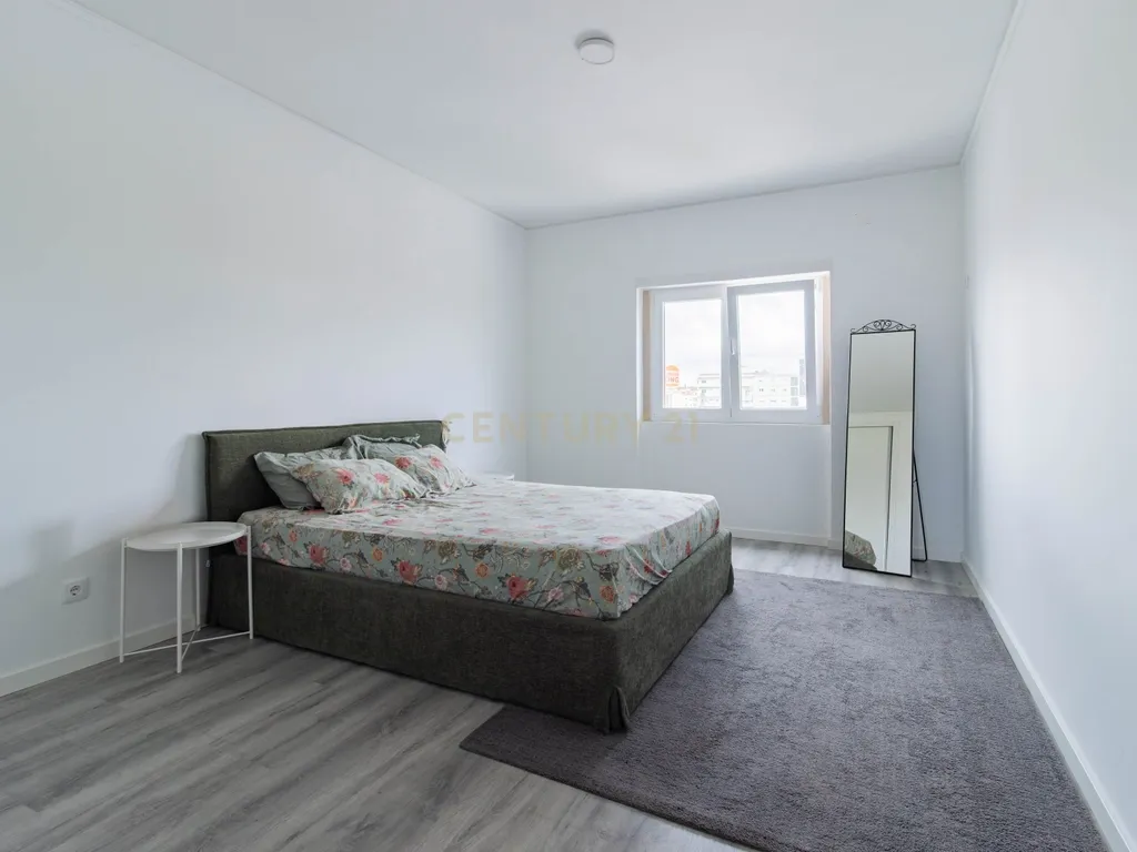 Apartamento T3 Centro da Marinha Grande - Image 5