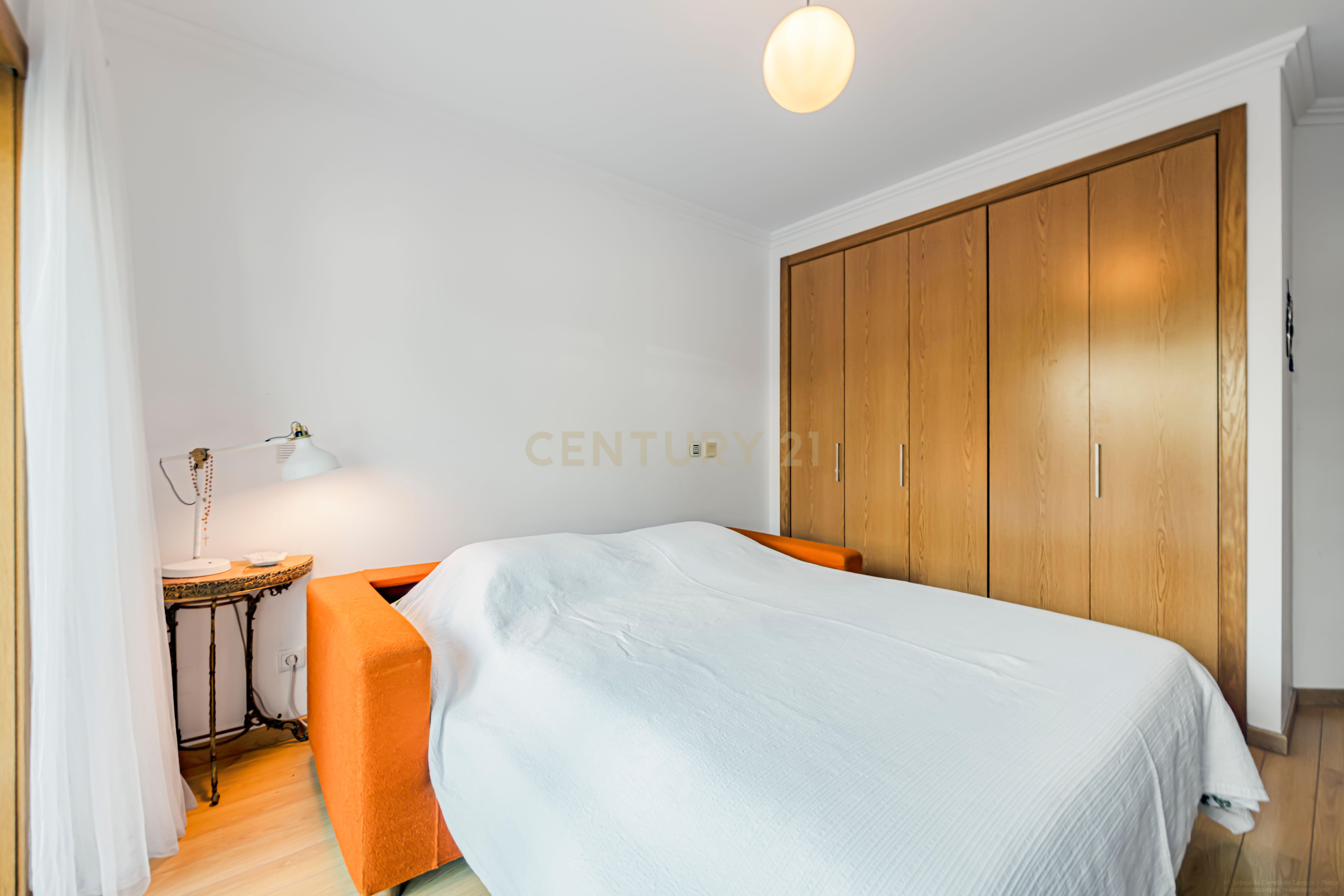 Apartamento T3 em Cascais com Terraço - Image 11