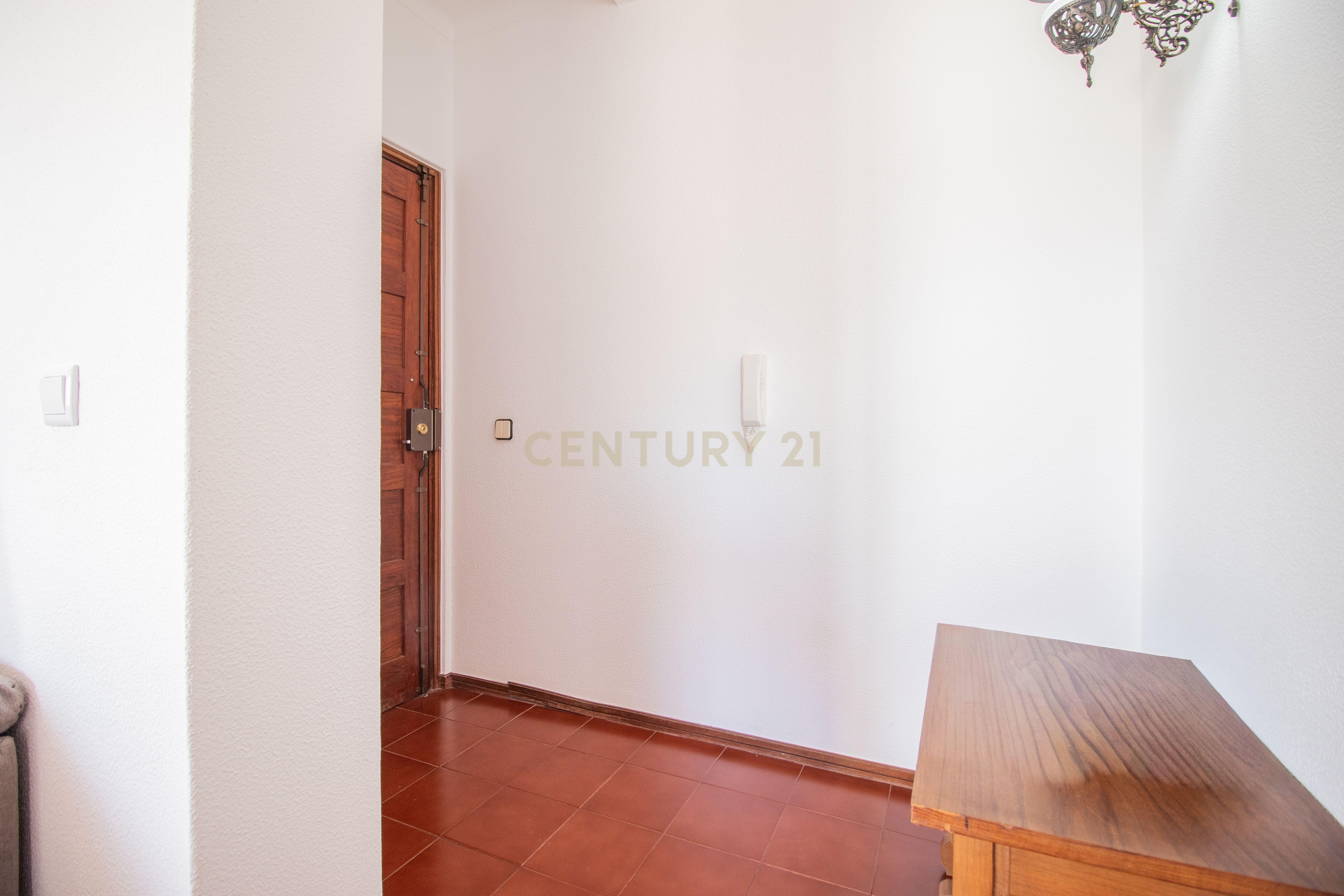 Fotografia 3 de Apartamento T1+1 com terraço no centro da Figueira da Foz