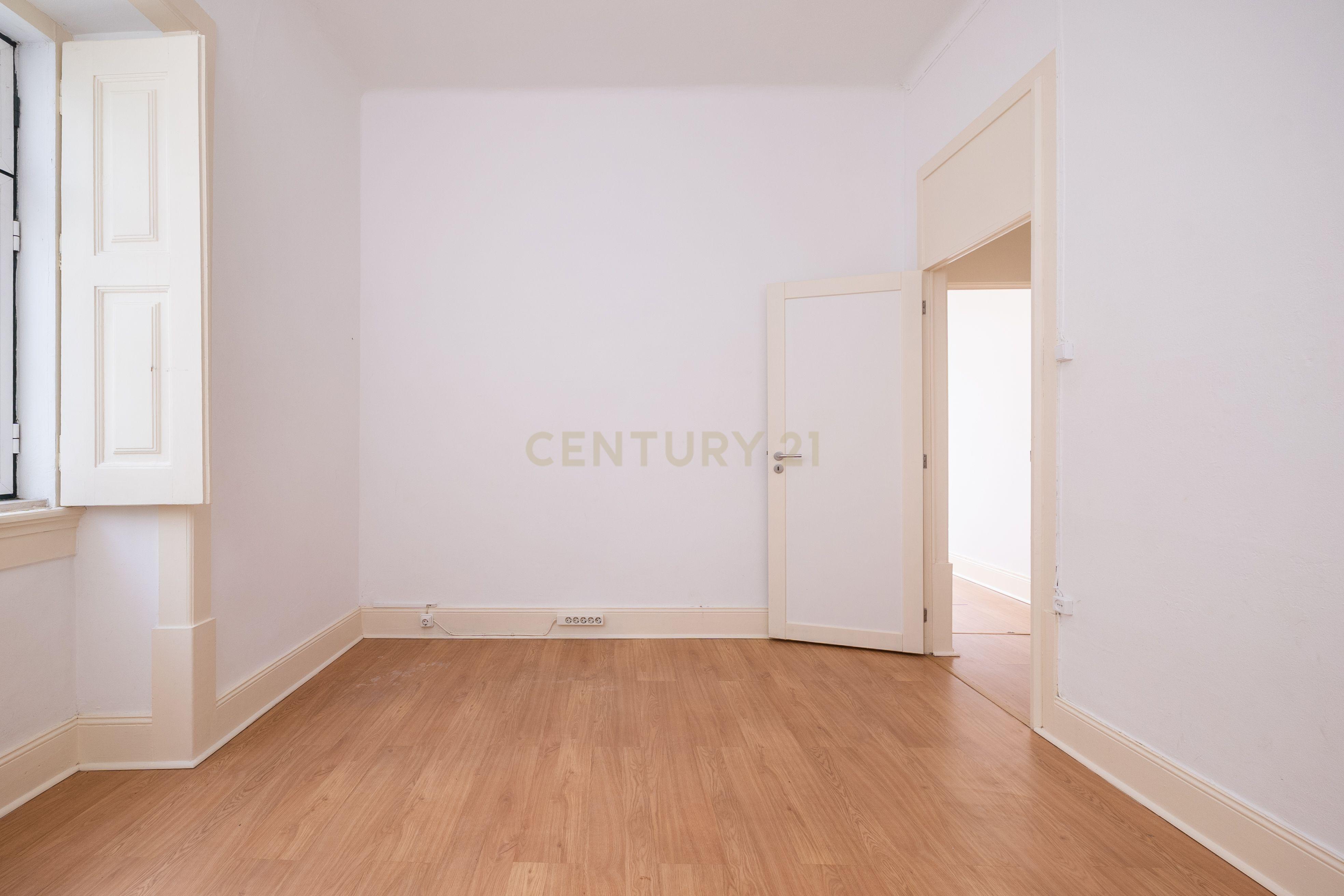 Apartamento T3 à venda em Coimbra (Sé Nova, Santa Cruz, Almedina e São Bartolomeu), Coimbra — foto 18