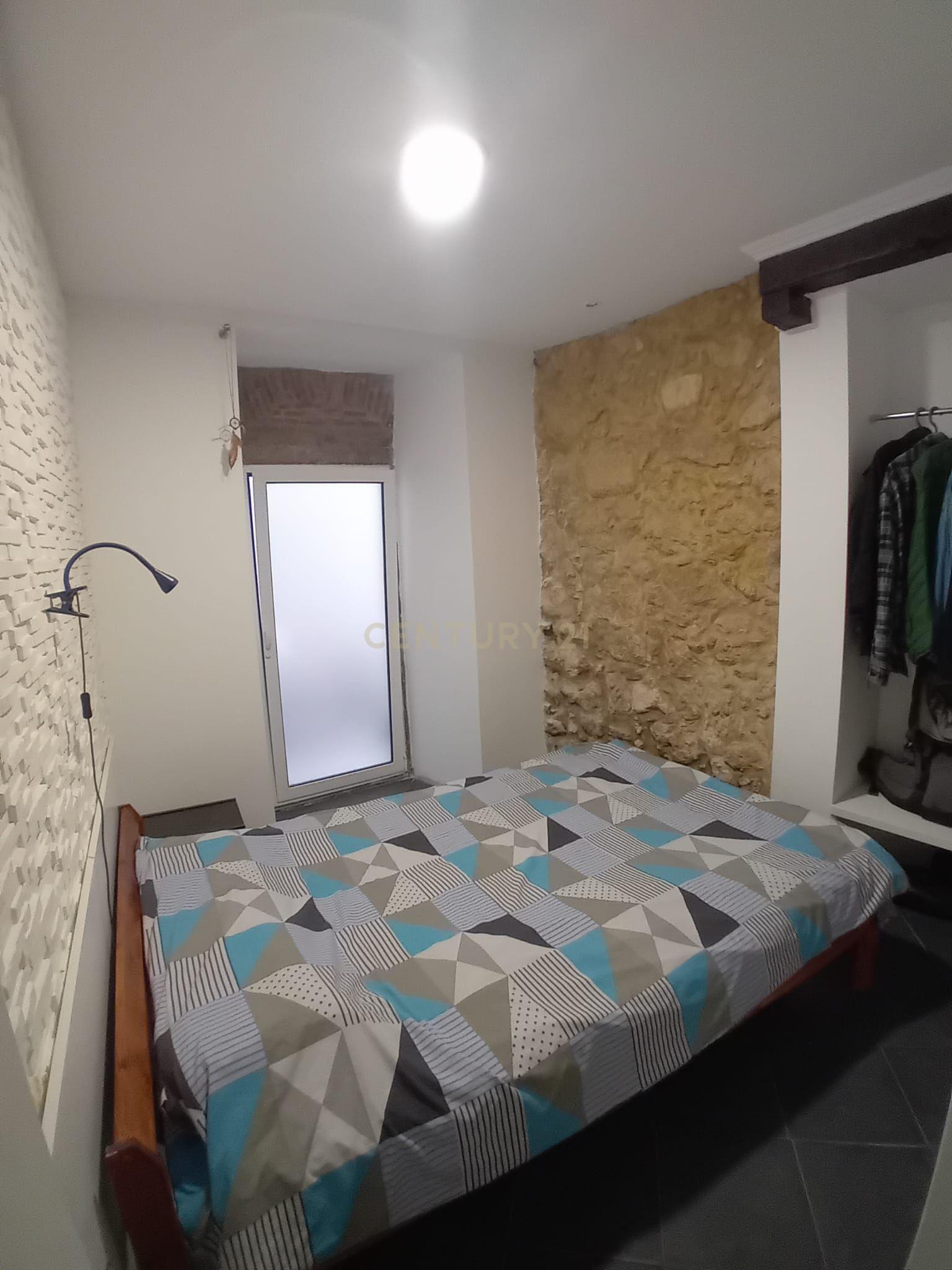 Apartamento T1 à Venda na Calçada do Castelo Picão, Lisboa - Image 6