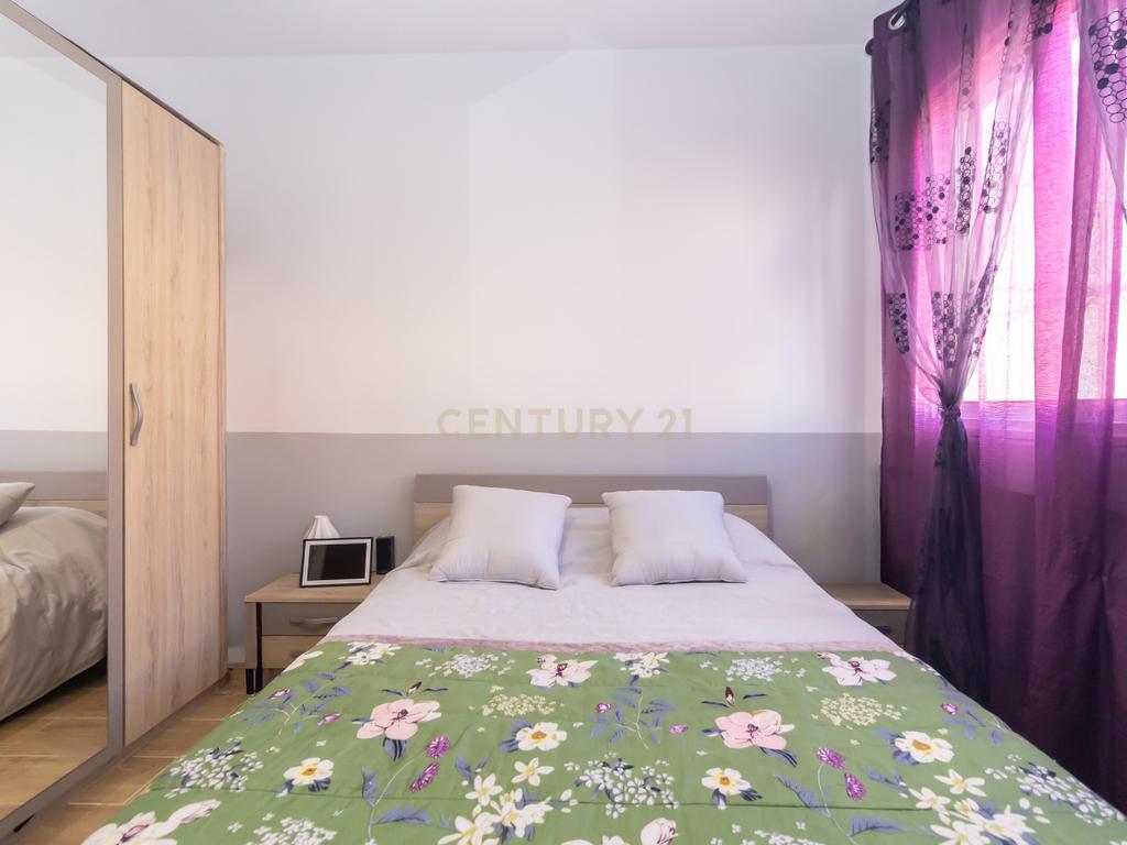 Apartamento T1 em Santo António da Charneca, Barreiro - Image 15