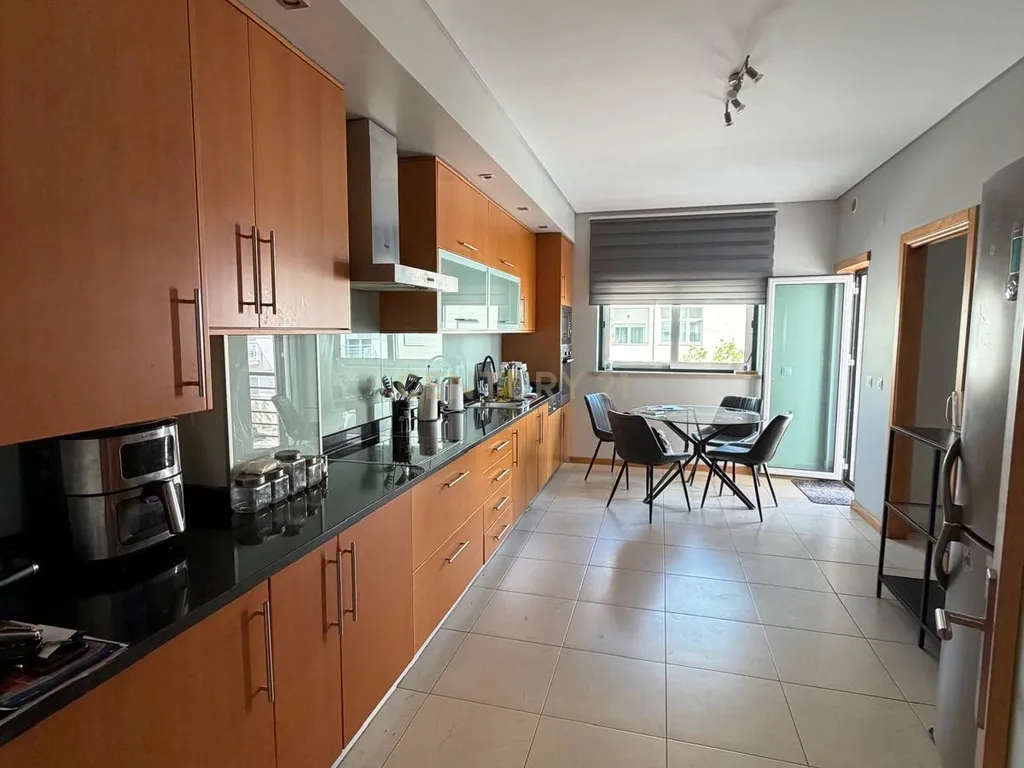 Apartamento T3 na Charneca, Pombal – Totalmente Mobilado e Pronto a Habitar - Image 5