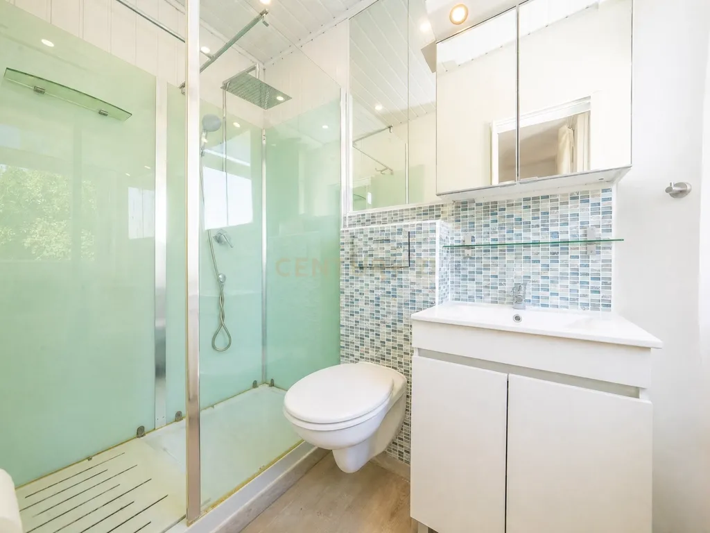Apartamento com charme em Setúbal com uma vista soberba para o rio e terraço - Image 20