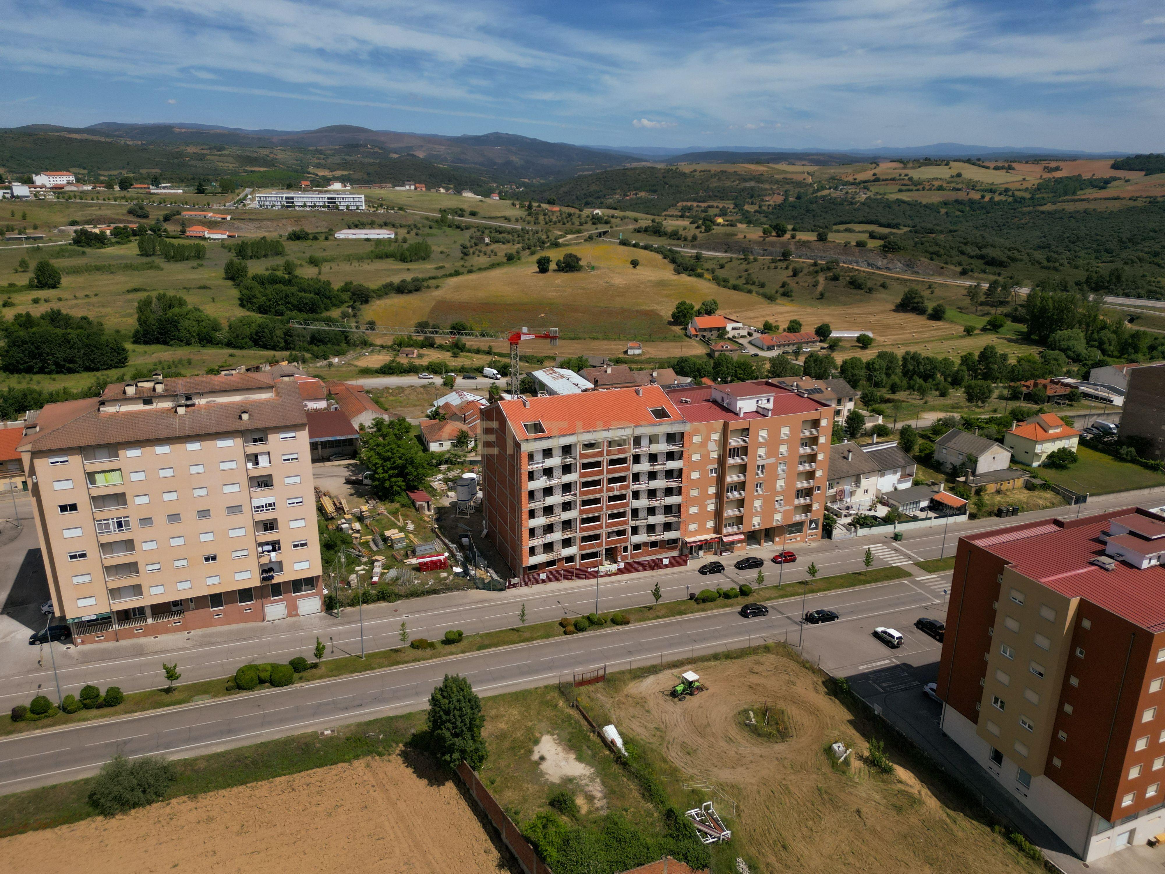 Apartamento T1 à venda em Sé, Santa Maria e Meixedo, Bragança — foto 16