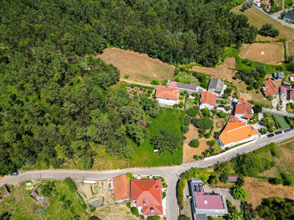 Terreno  construção com 899m2 em Alheira  - Barcelos - Image 30