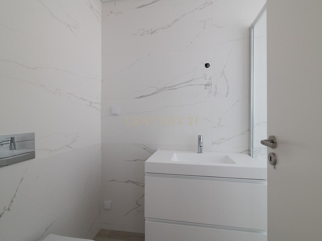 Condomínio Villas d’Ouro – Exclusividade e Conforto no Coração de Sesimbra - Image 43