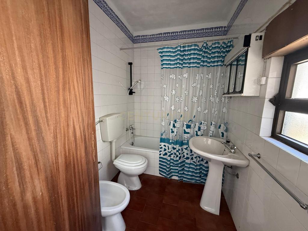 Moradia T9 com 3 pisos em Sardoal – Excelente Oportunidade de Investimento - Image 17